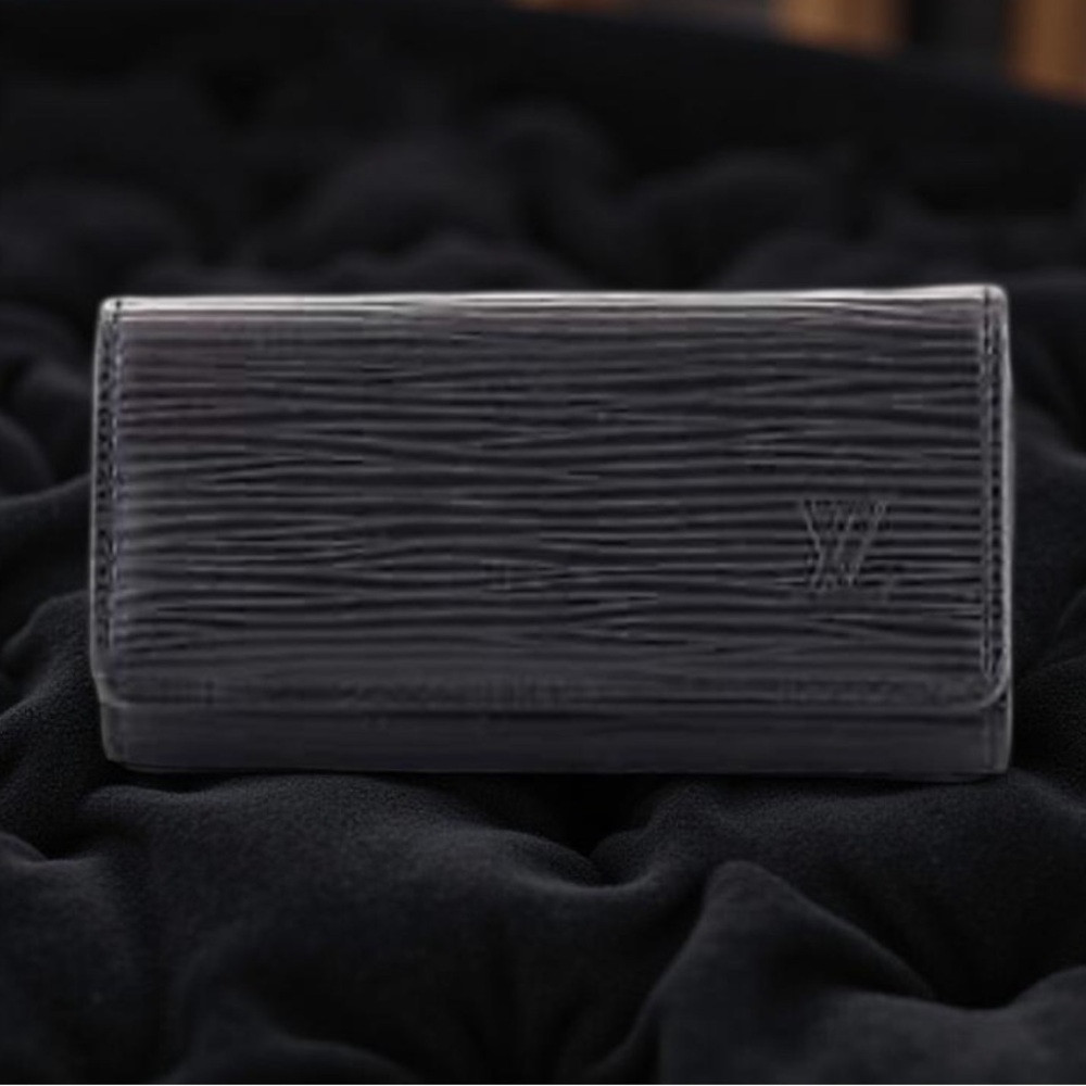 Louis Vuitton Epi Leather 4 Key Holder Epi Leather Black Louis Vuitton